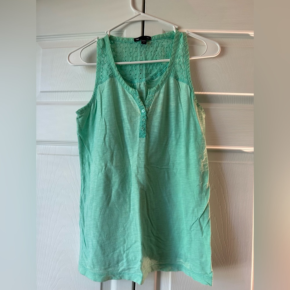 Gap Sleeveless Top
